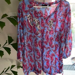 Women’s V-neck T-shirt with seahorses size 3X very soft little sparkly to